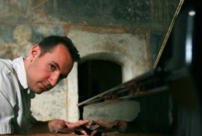 El pianista Trpčeski brillante en el arreglo de Gilson de 