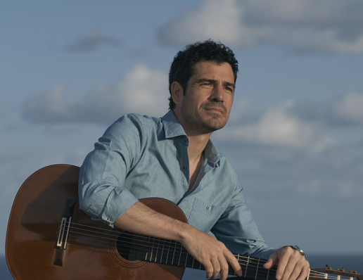 Pablo Sainz-Villegas - Guitar