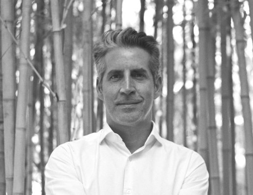 Lucas Macías - Director