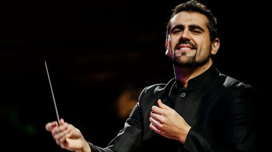 Diego Martin-Etxebarria debuta en el Teatro Colón al frente de la Orquesta Filarmónica de Buenos Aires