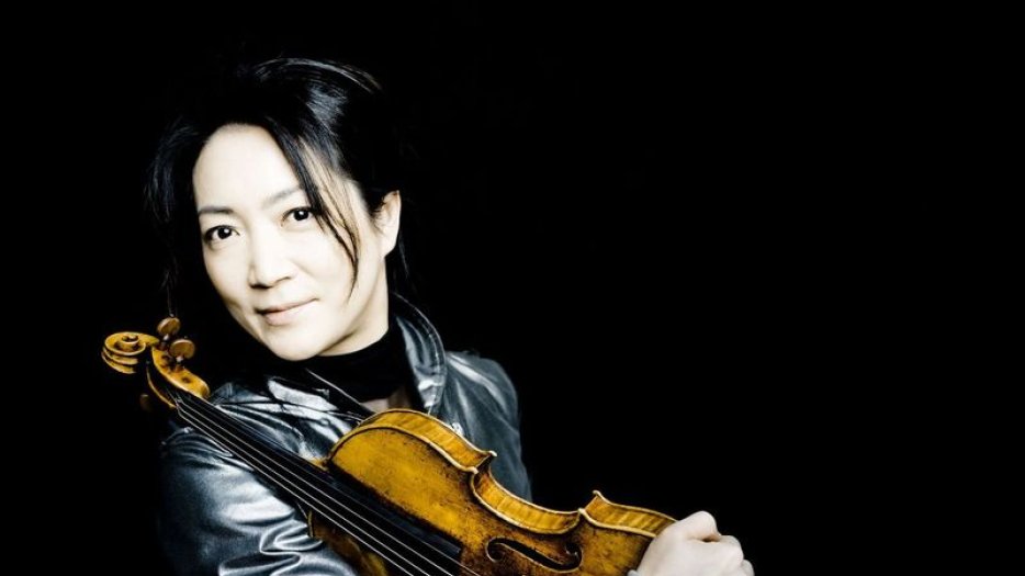 Akiko Suwanai solista en el concierto homenaje Premios Internacionales de la Fundación BBVA