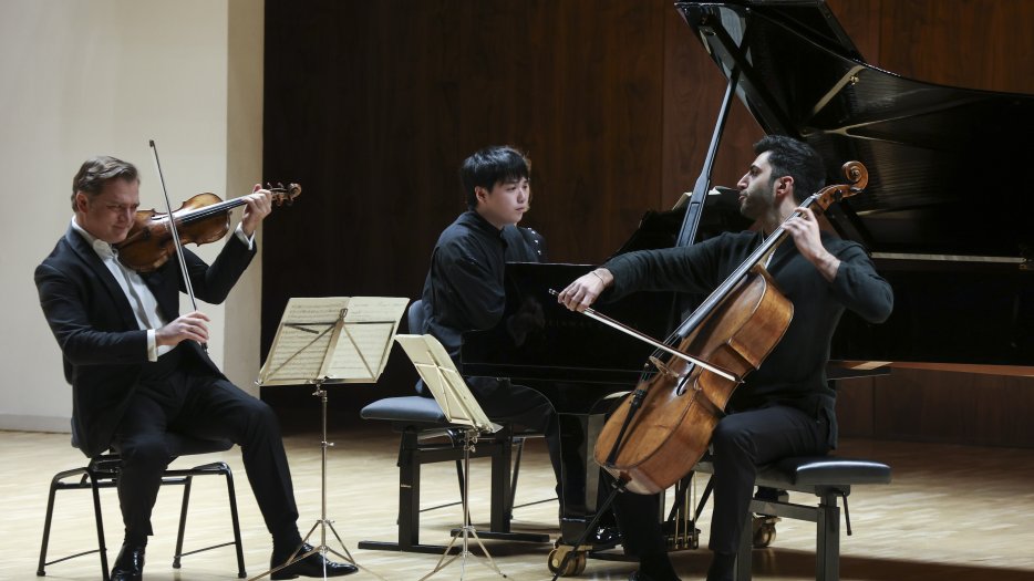 Complete success of Capuçon, Fujita, and Soltani in Madrid and Valencia
